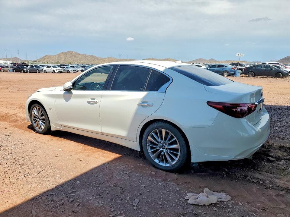 2018 INFINITI Q50 3.0T LUXE 2