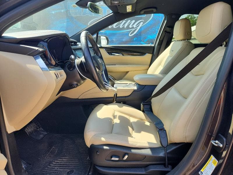 2017 CADILLAC XT5 7
