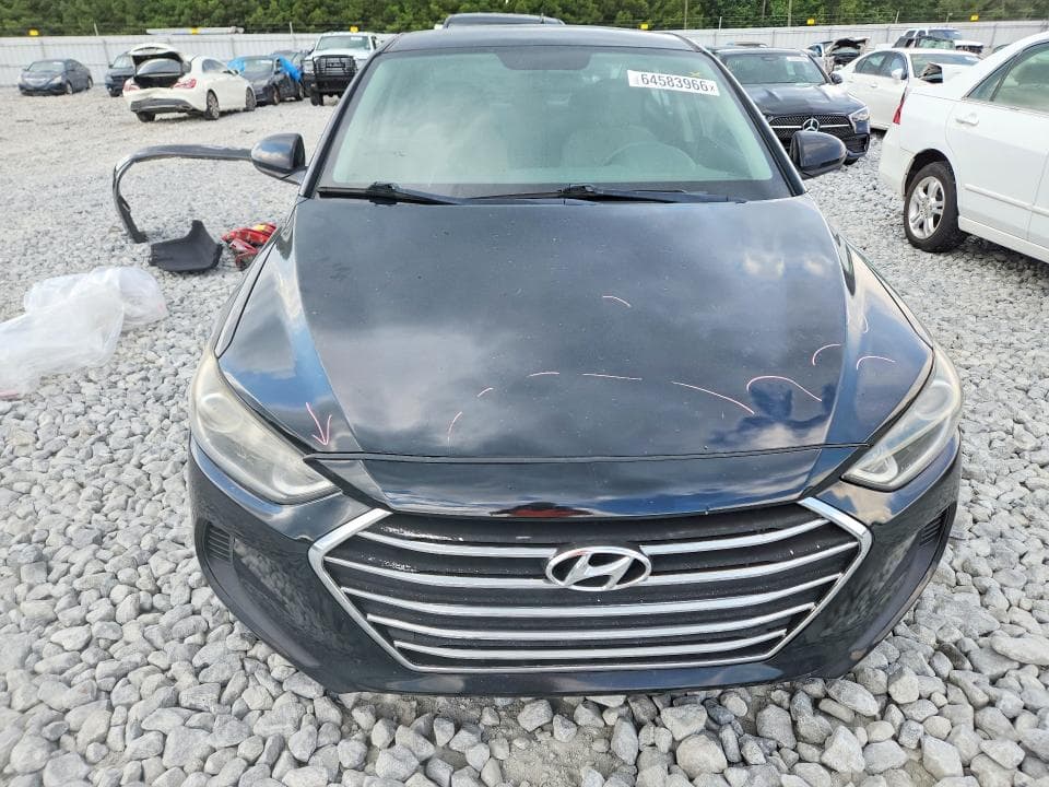 2018 HYUNDAI ELANTRA SE 5