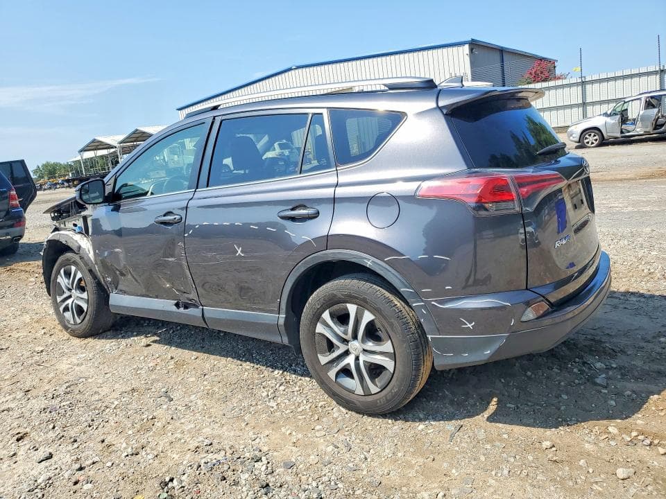 2018 TOYOTA RAV4 LE 2