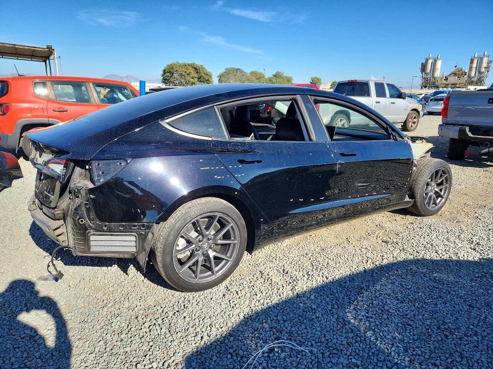 2022 TESLA MODEL 3 3