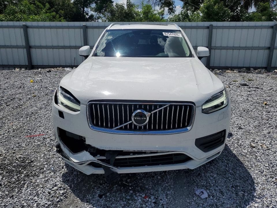 2021 VOLVO XC90 T5 MOMENTUM 5