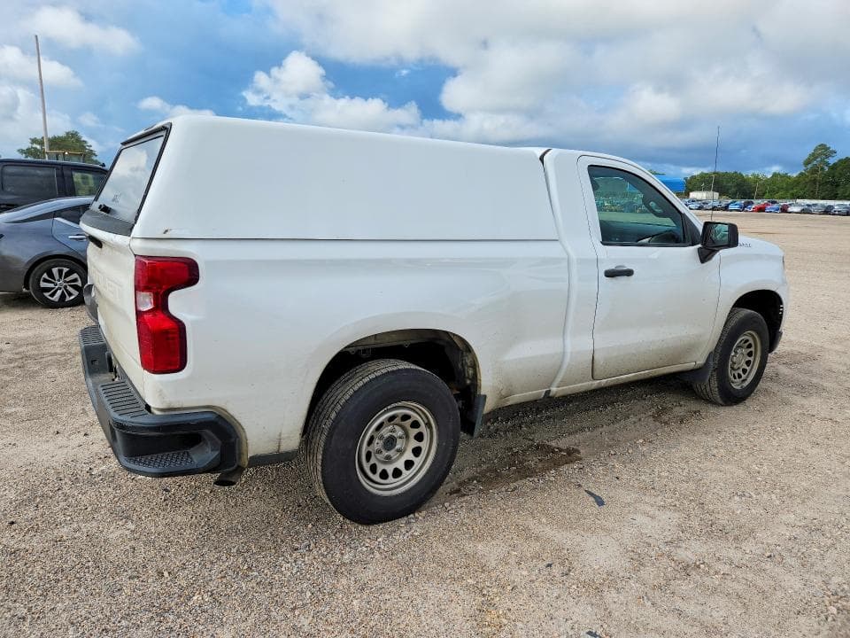 2023 CHEVROLET SILVERADO C1500 3
