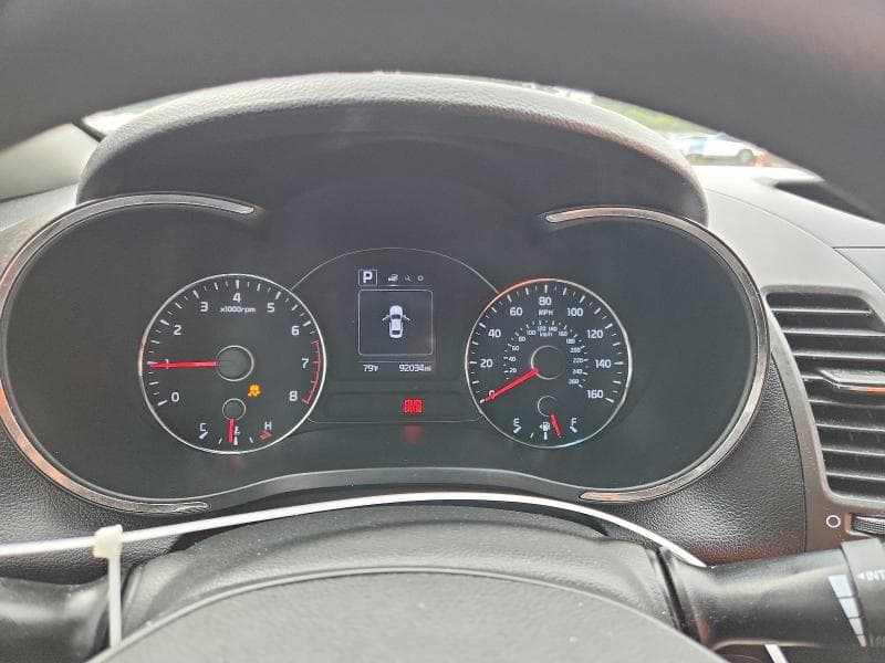 2017 KIA FORTE LX 9