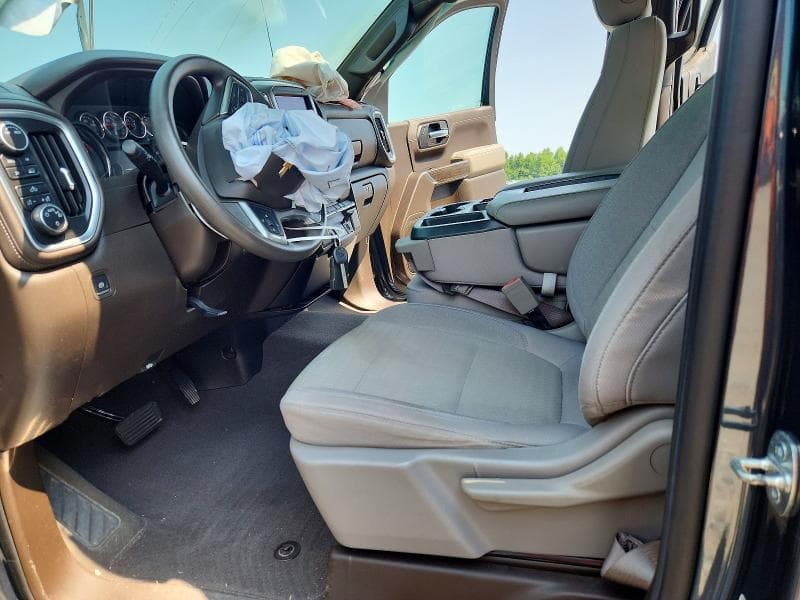 2020 CHEVROLET SILVERADO K1500 LT 7