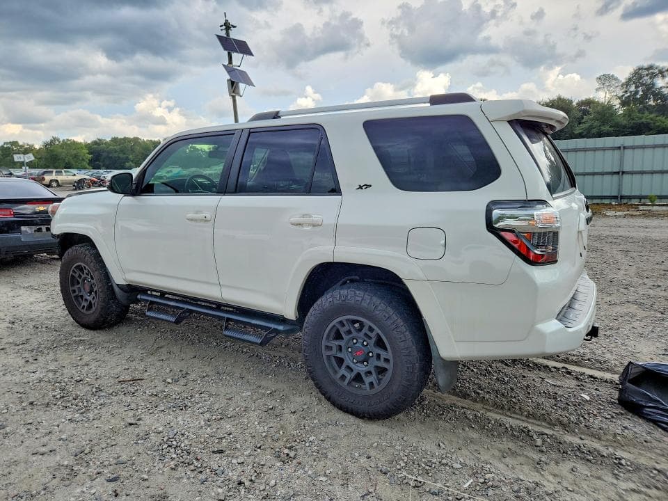 2019 TOYOTA 4RUNNER SR5 PREMIUM 2