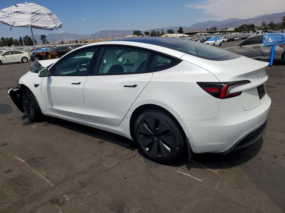 2025 TESLA MODEL 3 2