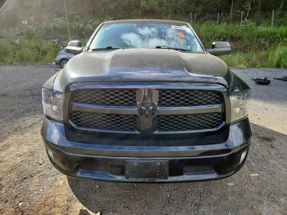 2018 RAM 1500 SLT 5