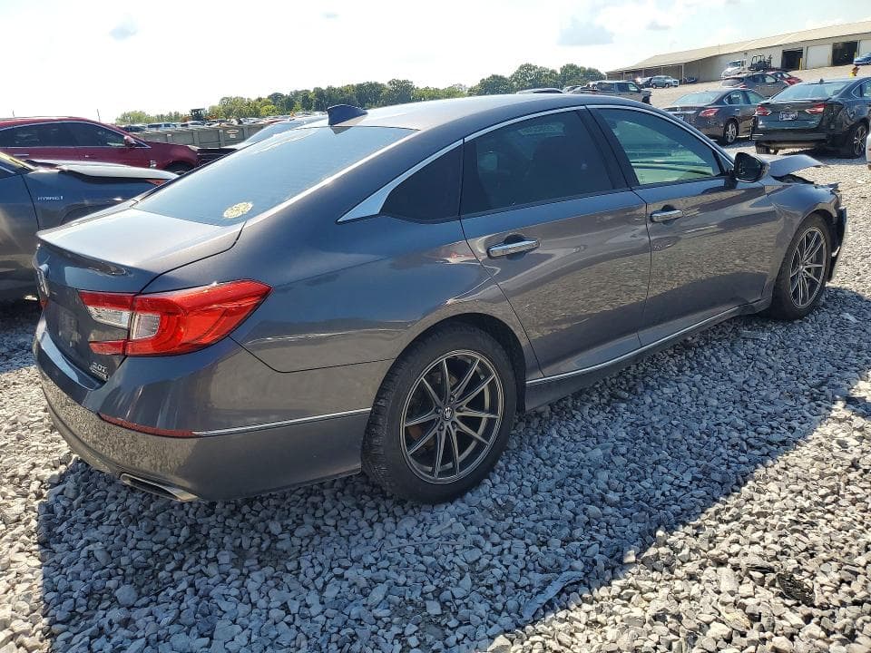 2018 HONDA ACCORD TOURING 3
