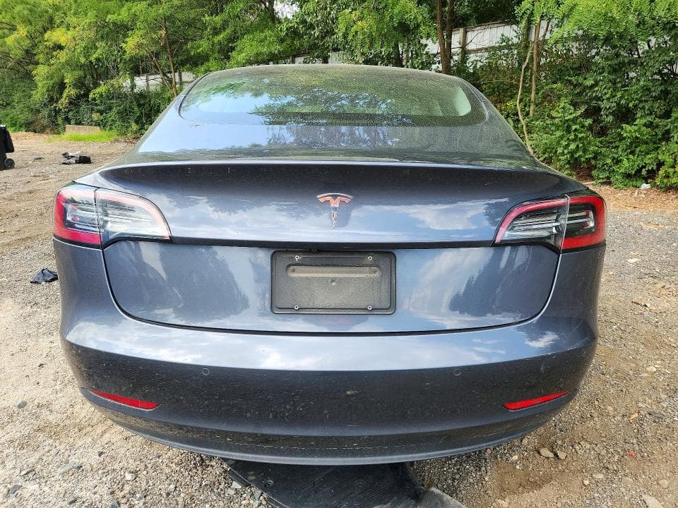 2022 TESLA MODEL 3 6