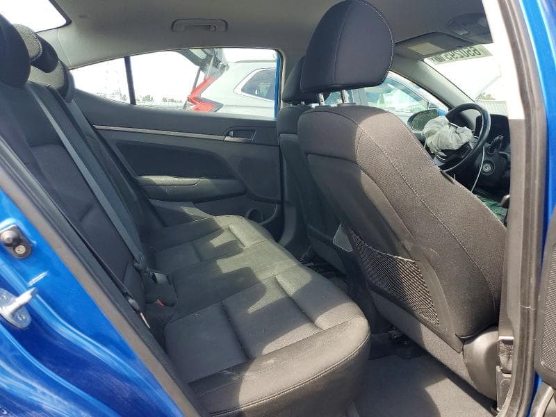 2017 HYUNDAI ELANTRA SE 10