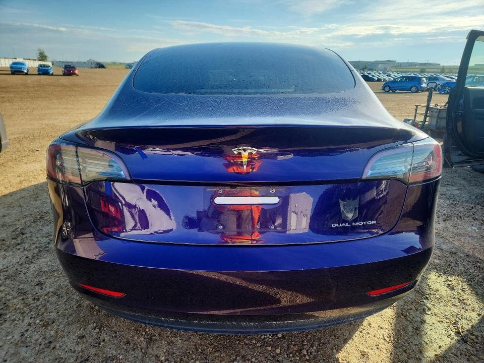 2018 TESLA MODEL 3 6