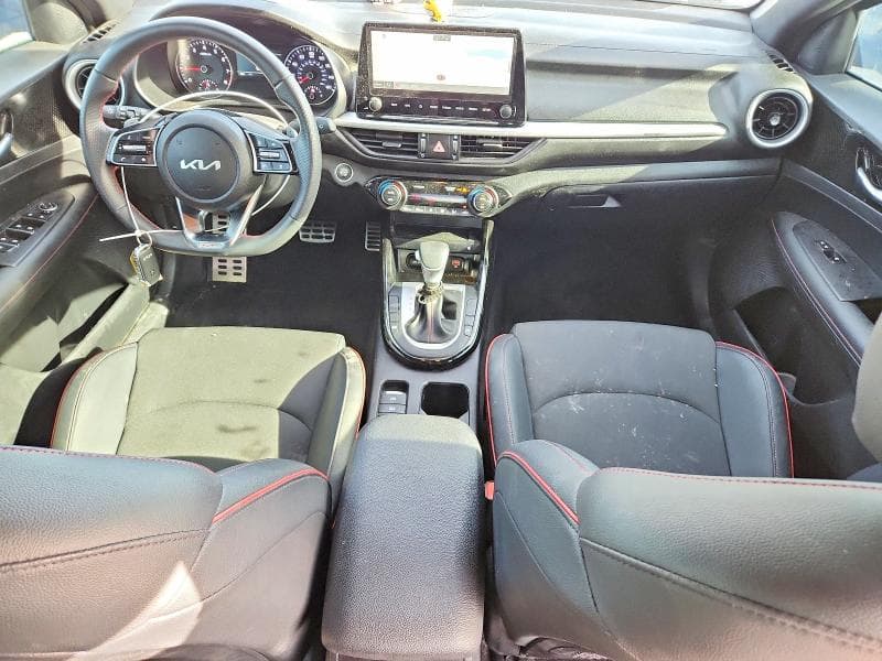 2024 KIA FORTE GT 8