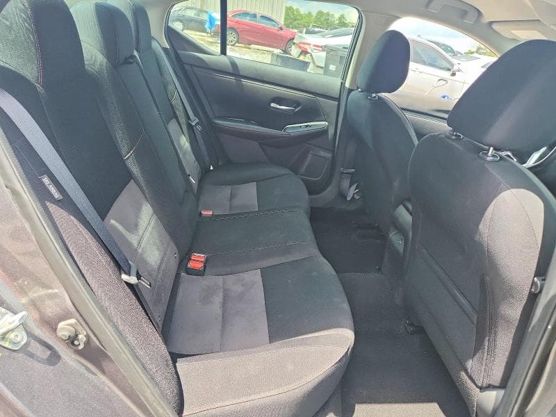 2021 NISSAN SENTRA SR 10