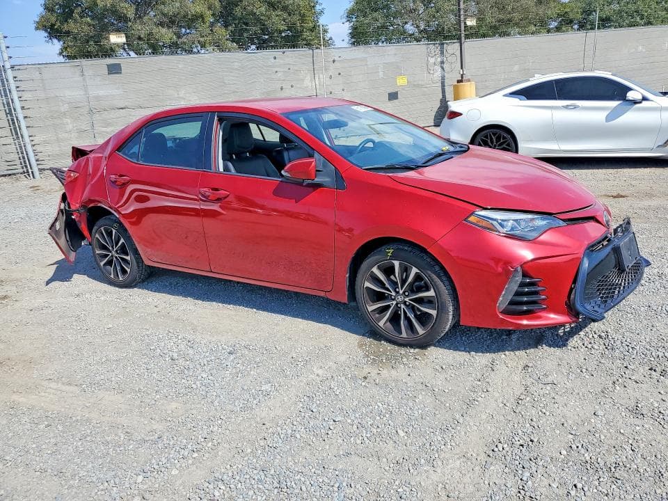 2017 TOYOTA COROLLA SE 4