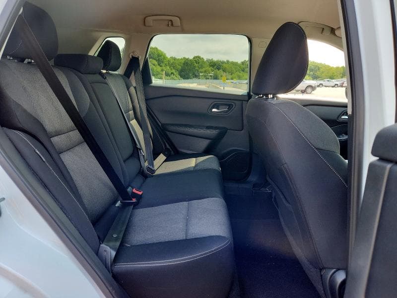 2025 NISSAN ROGUE SV 11
