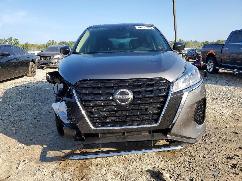 2024 NISSAN KICKS S 5