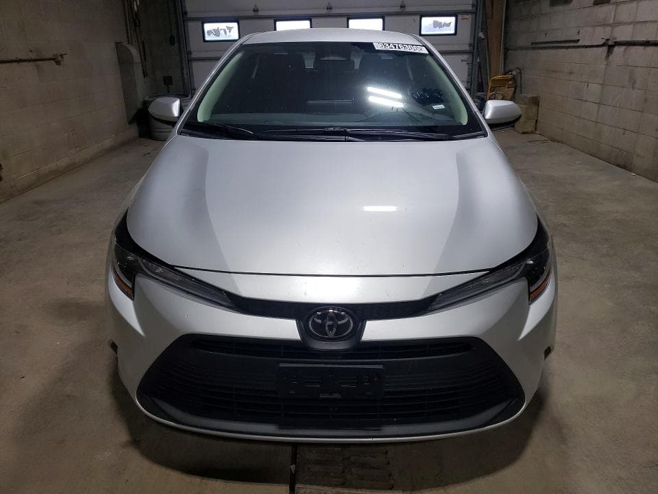 2026 TOYOTA COROLLA LE 5