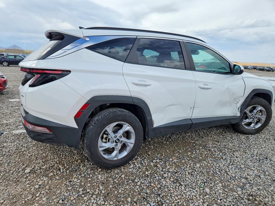 2023 HYUNDAI TUCSON SEL 3