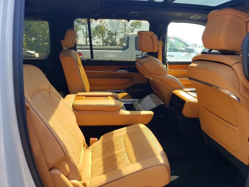 2022 JEEP GRAND WAGONEER SERIES III 11