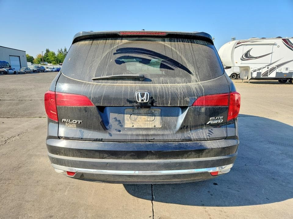 2017 HONDA PILOT ELITE 6
