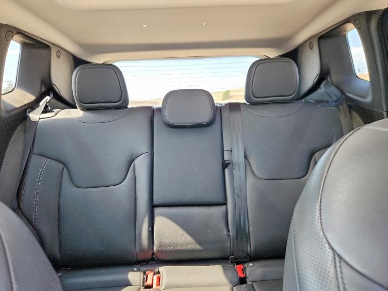 2019 JEEP RENEGADE LIMITED 10