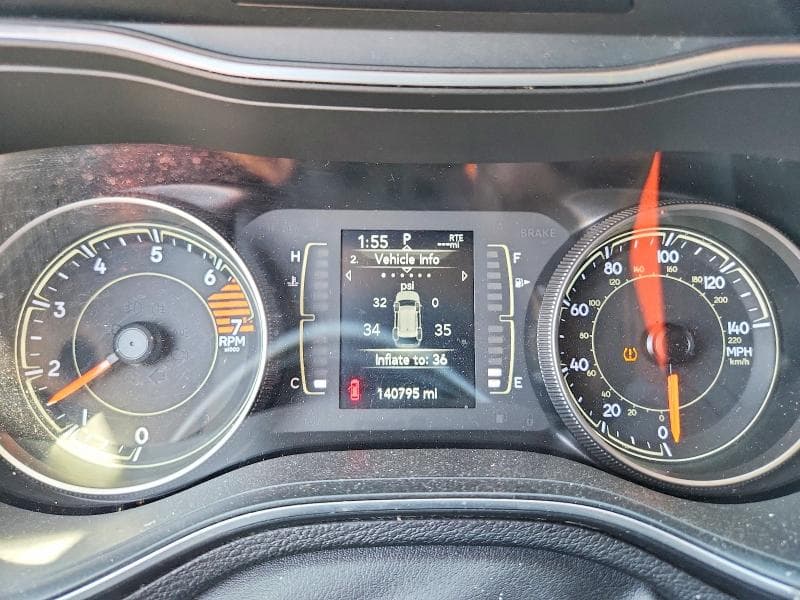 2019 JEEP CHEROKEE LATITUDE 9