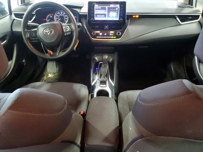 2020 TOYOTA COROLLA LE 8