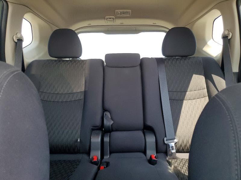 2018 NISSAN ROGUE SV 10