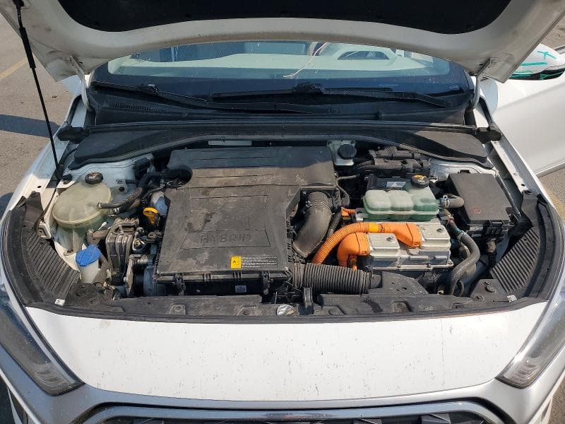 2020 HYUNDAI IONIQ SE 11