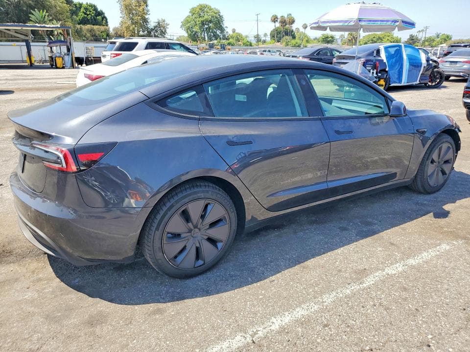 2026 TESLA MODEL 3 3