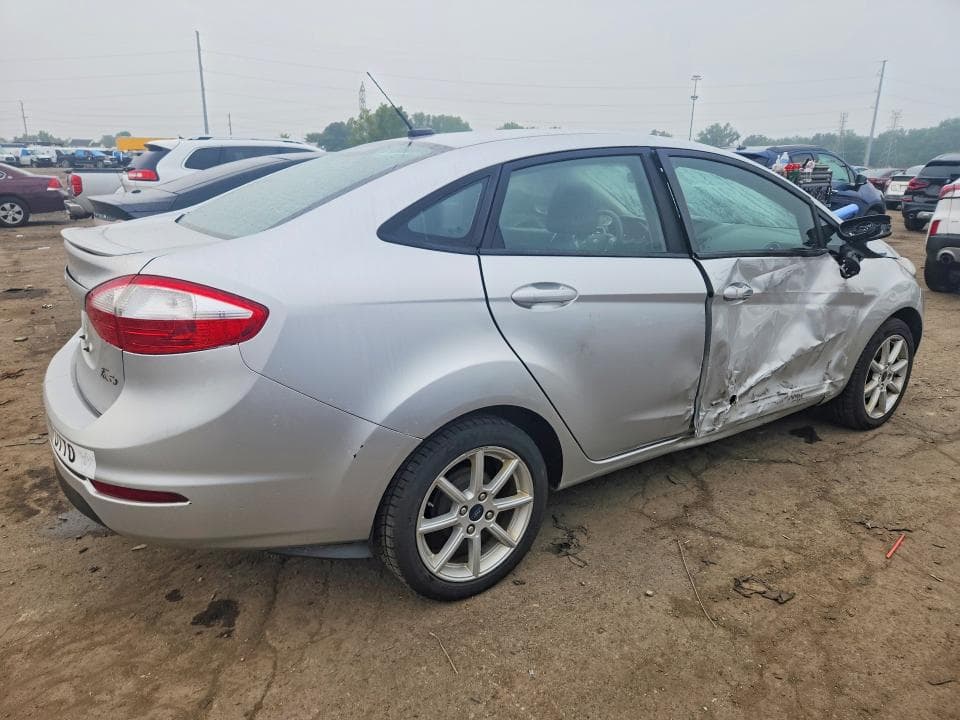 2019 FORD FIESTA SE 3