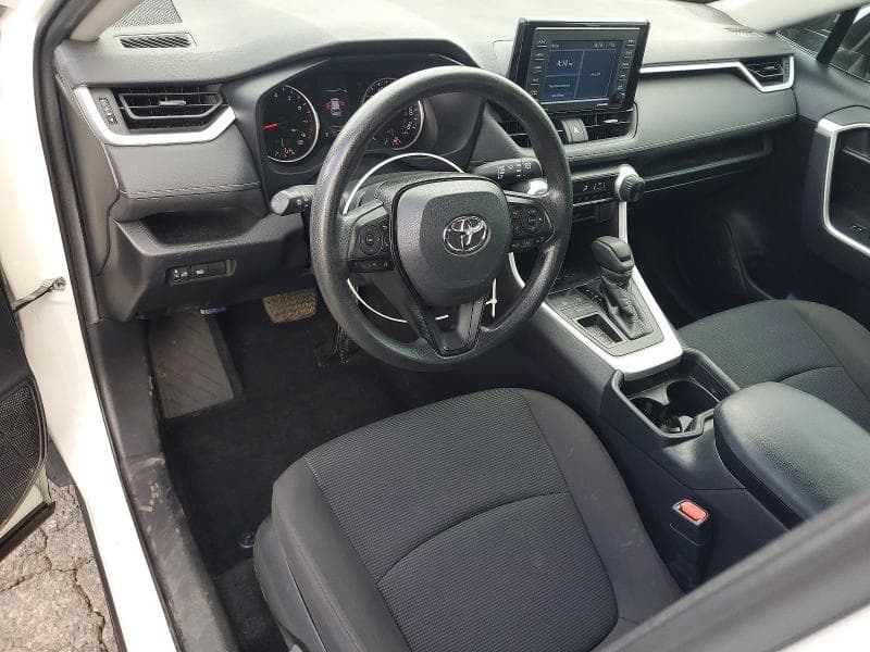 2021 TOYOTA RAV4 LE 8