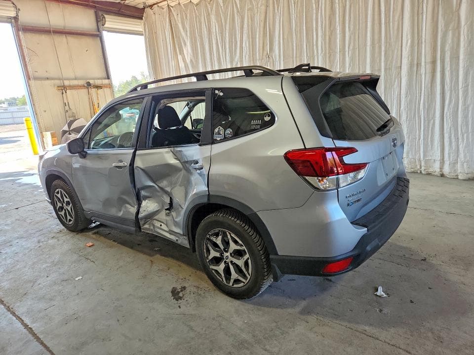 2024 SUBARU FORESTER PREMIUM 2