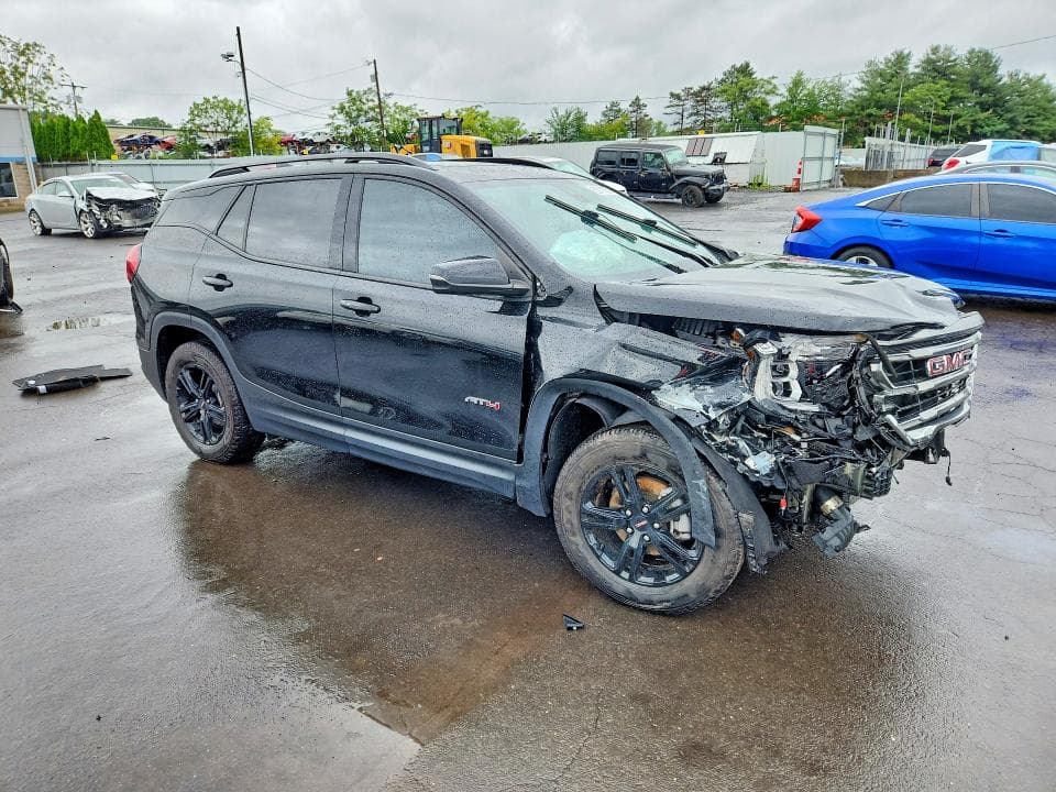 2023 GMC TERRAIN AT4 4