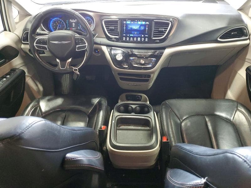 2017 CHRYSLER PACIFICA TOURING L 8