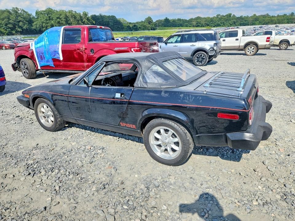 1980 TRIUMPH CAR TR-7 2