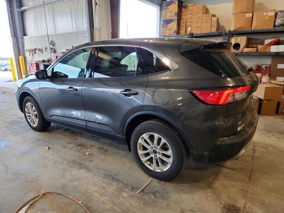 2020 FORD ESCAPE SE 2