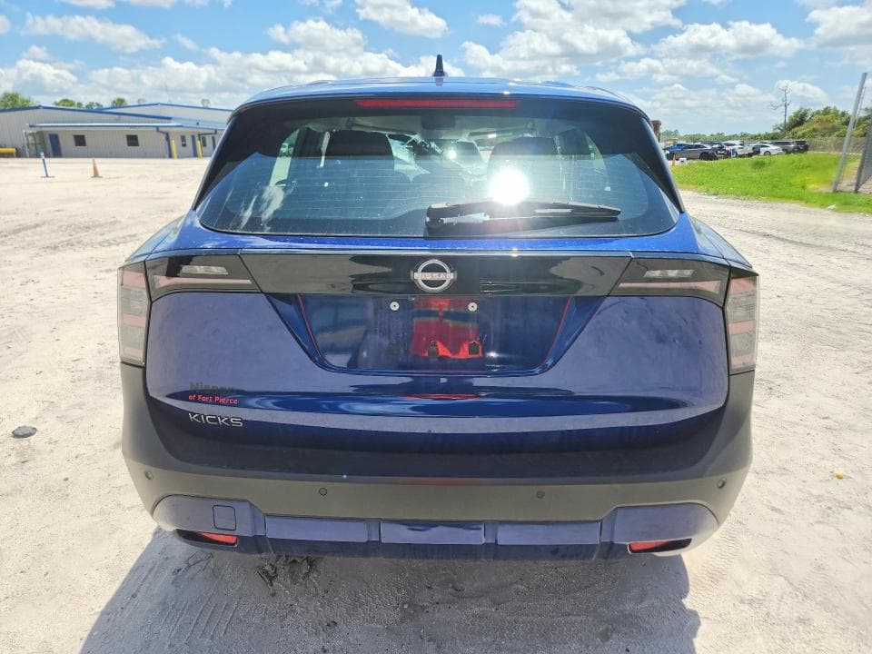 2019 NISSAN KICKS S 6