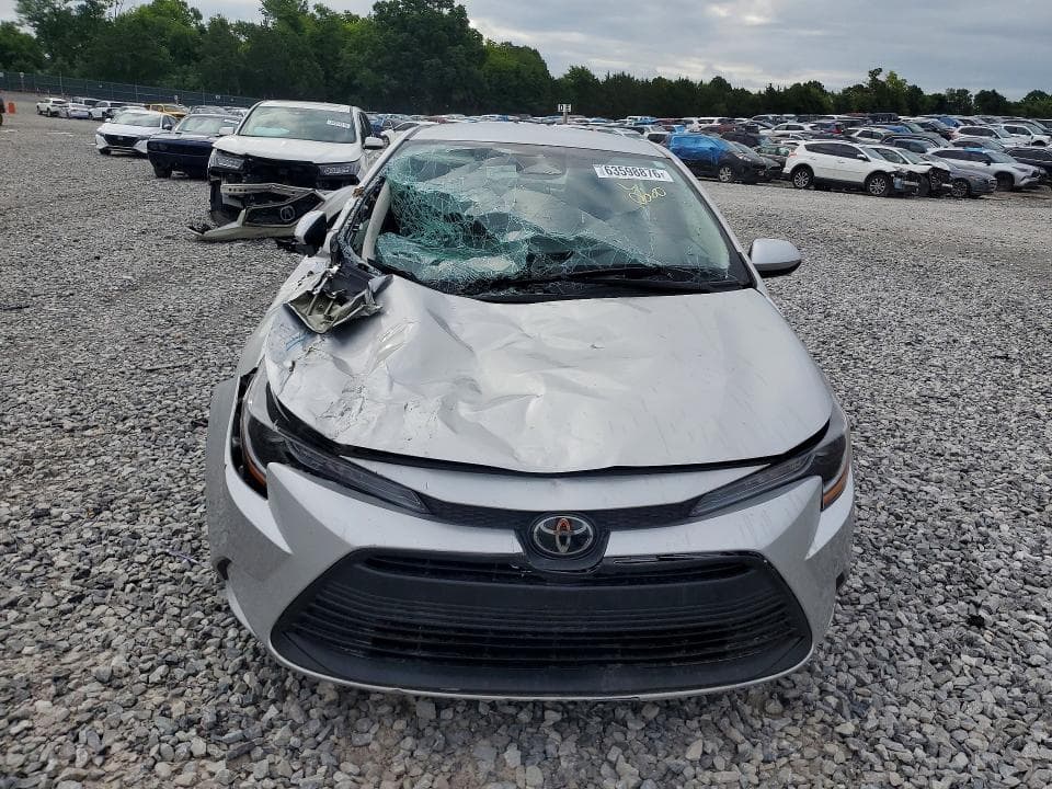 2025 TOYOTA COROLLA LE 5