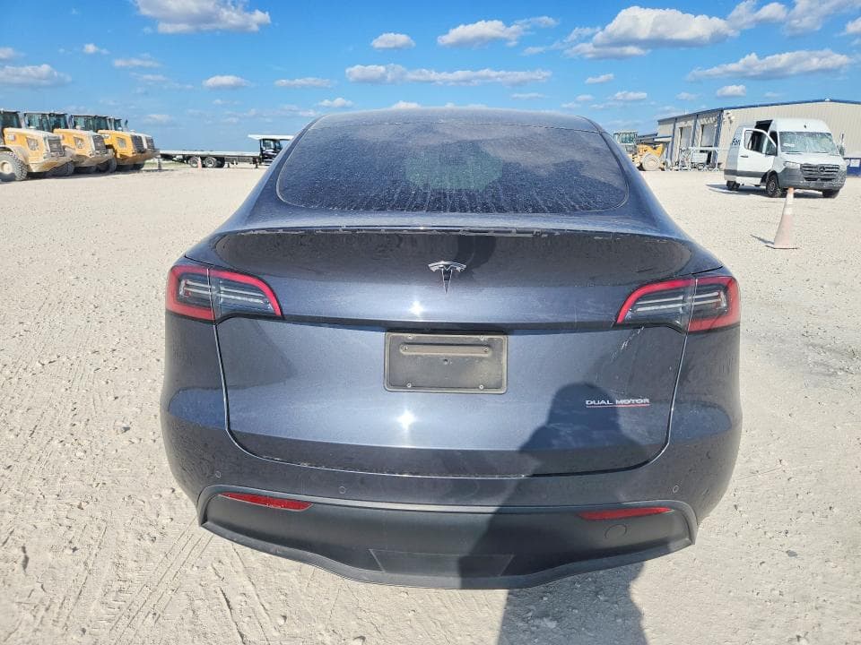 2021 TESLA MODEL Y 6