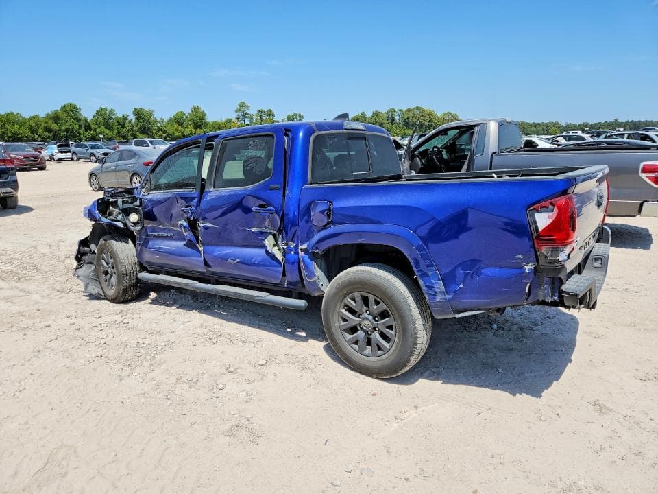 2022 TOYOTA TACOMA SR5 V6 2