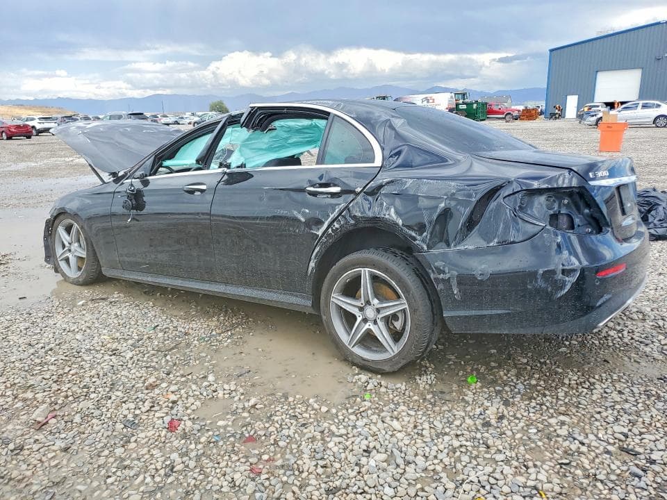 2017 MERCEDES-BENZ E 300 2