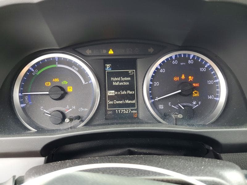 2018 TOYOTA HIGHLANDER HYBRID LE 9