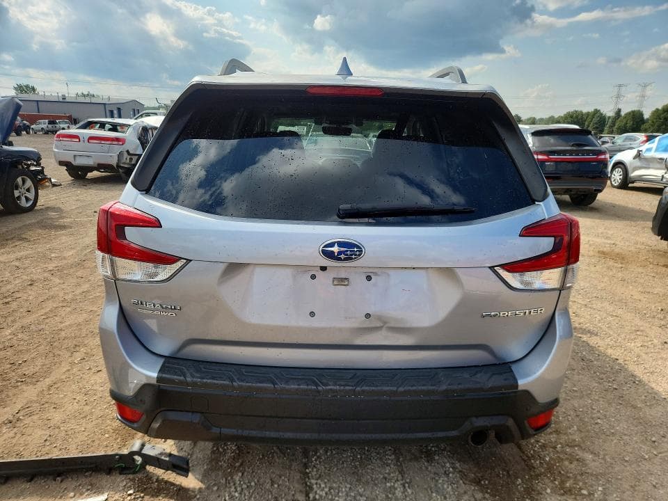 2019 SUBARU FORESTER LIMITED 6