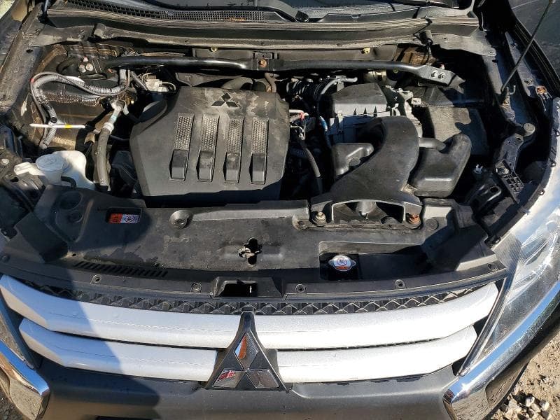2019 MITSUBISHI ECLIPSE CROSS ES 12