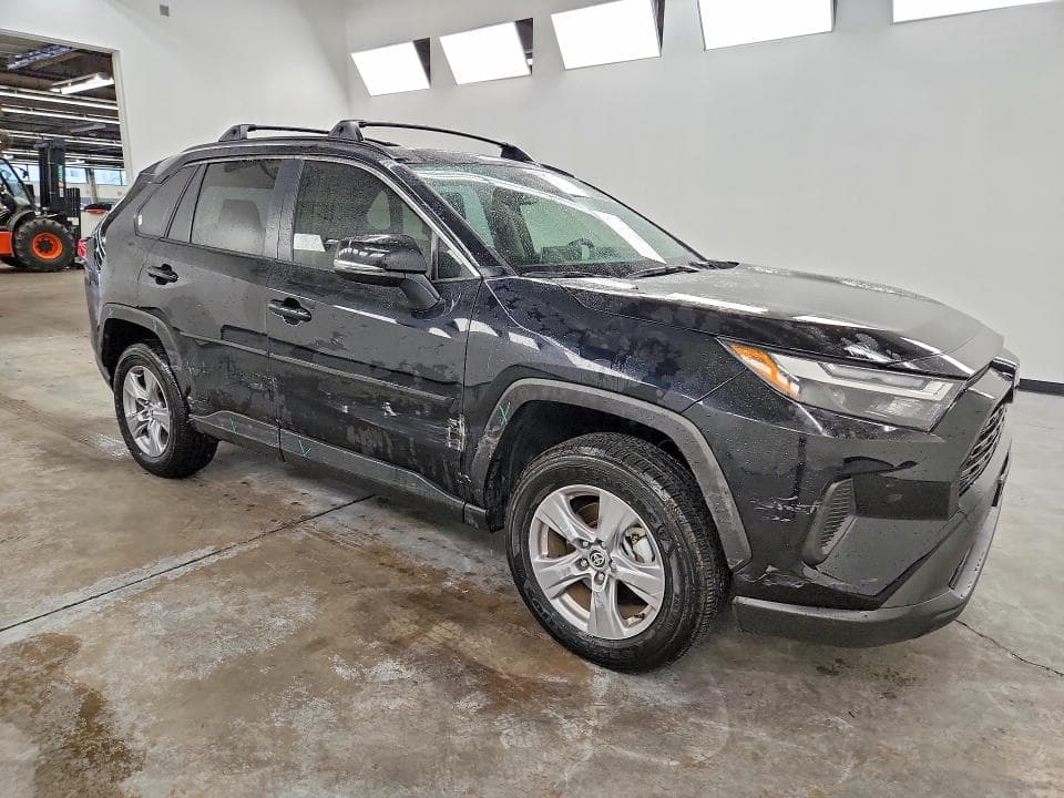 2025 TOYOTA RAV4 HYBRID XLE 4