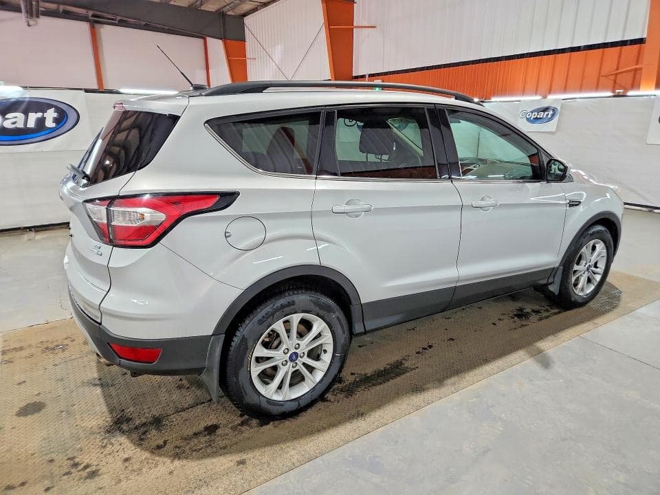 2017 FORD ESCAPE SE 3