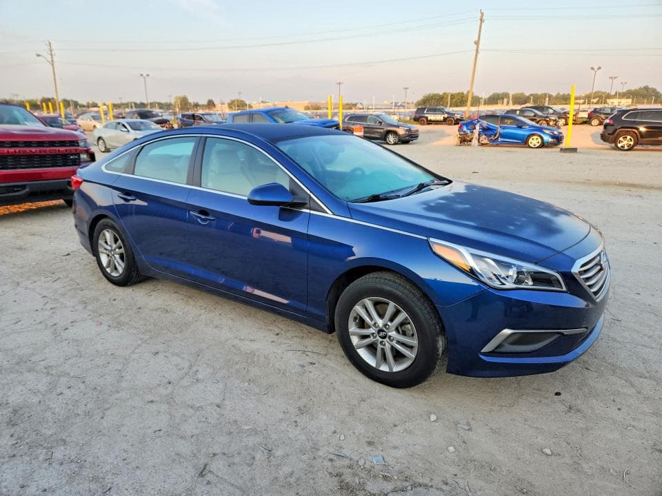 2017 HYUNDAI SONATA SE 4