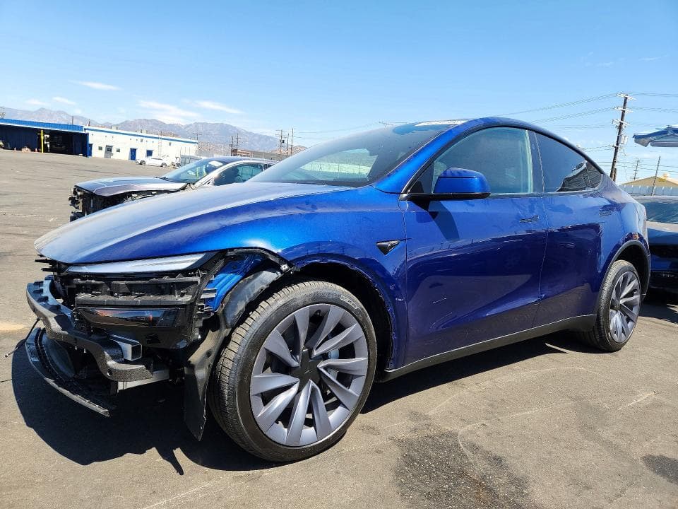 2026 TESLA MODEL Y - 1